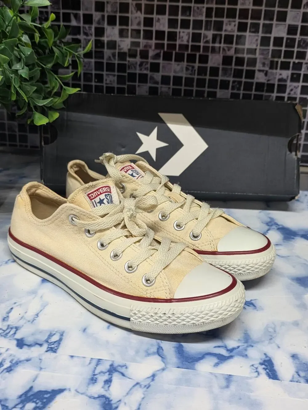 Womens Converse Chuck Taylor All Star  OX Ivory Low Sneakers Shoes Size 6.5